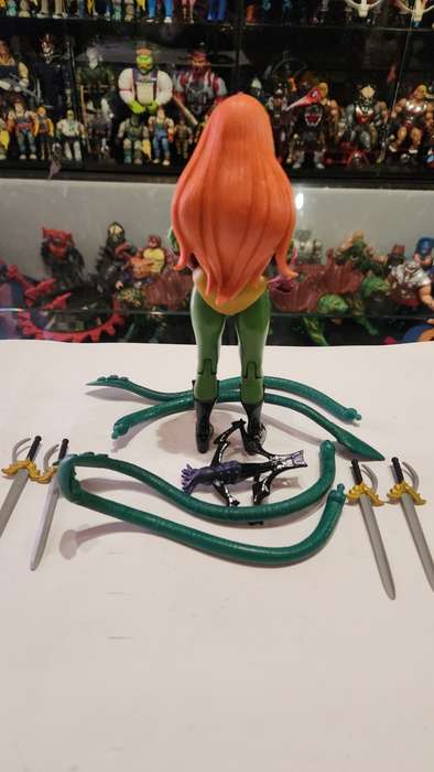 MOTUC Complete OCTAVIA Masters Of The Universe Classics Figure He-Man