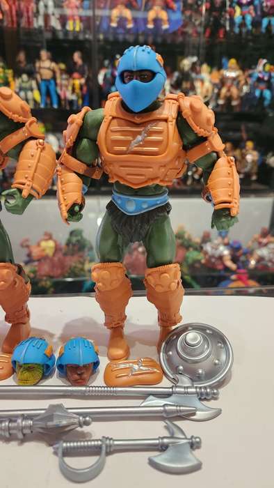 MOTUC Complete Eternian Palace Guards Masters Of The Universe Classics Figure He-Man