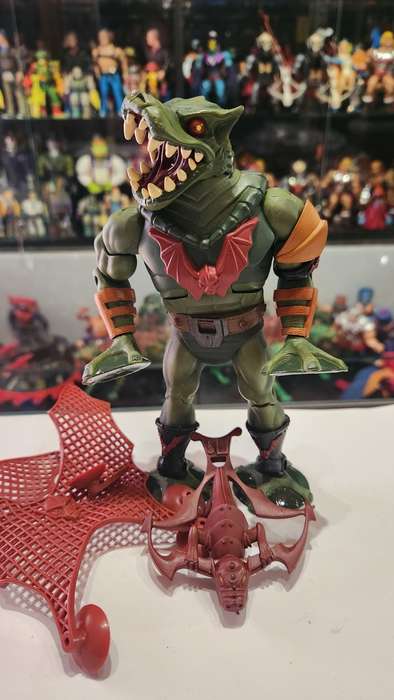 Motuc Complete Leech Masters Of The Universe Classics Figure He-Man