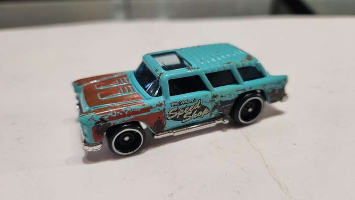 HotWheels 1969 Chevy Nomad