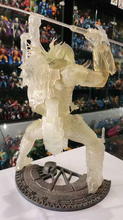 Mcfarlane Alien vs Predator Stealth Scar Predator 12" Action Figure