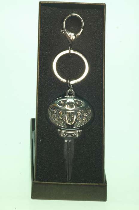 TOYOTA ***BLING*** Keyring - Only two available - DON'T MISS THIS!!!
