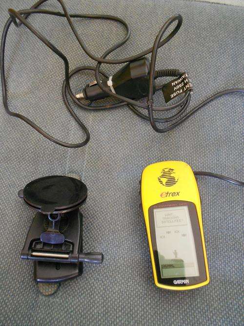 GPS eTrex 12 channel (with car charger and windscreen adapter)