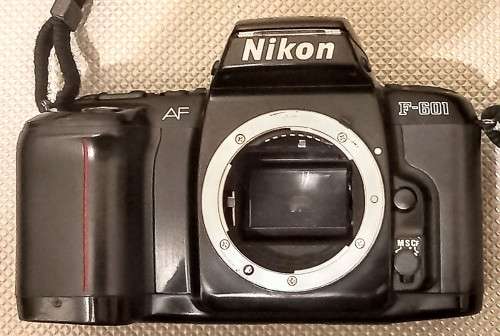 Nikon F-601, 35mm Film Camera. Read description