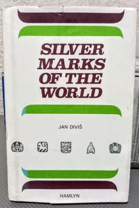 Silver Marks of the World. Hardcover. 1977. 19.5cm x 12.5cm