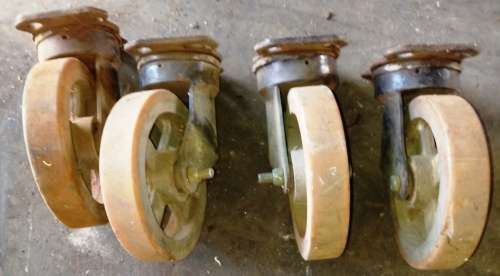 200mm Heavy Duty Metal Swivel Castor Wheels - set of 4