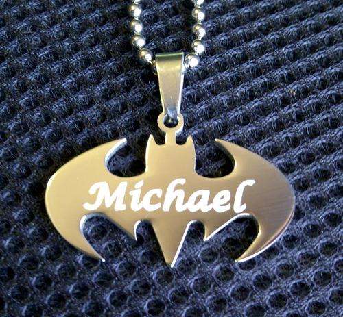 **4 TO GO**BATMAN STAINLESS STEEL PENDANT INCLUDING FREE NAME ENGRAVING**
