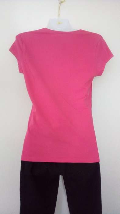Fitted Pink T Shirt by Guess Size Small