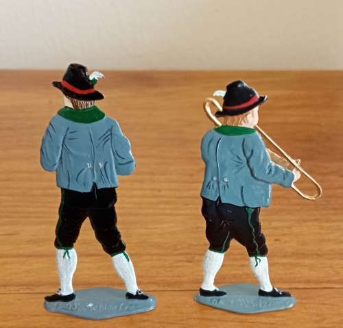 Wilhelm Schweizer set of 2 pewter band figures