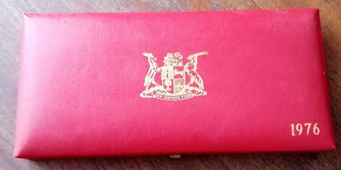 Partial 1976 proof set in red box (50c-1/2c) `Pres.Fouche`