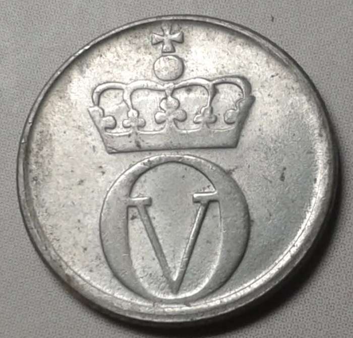 Nice 1960 Norway nickel 10 Ore (Honey Bee)