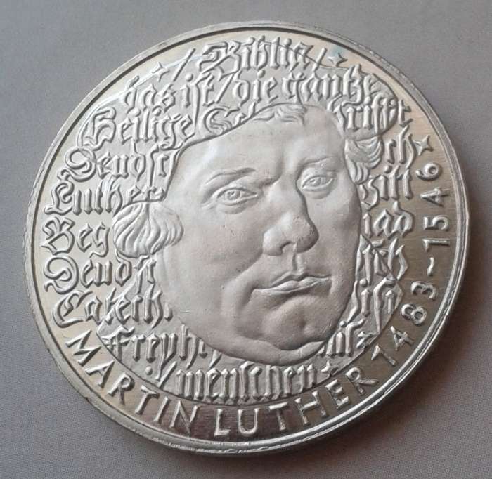 1983 German uncirculated 5 Mark with certificate (Martin Luther)