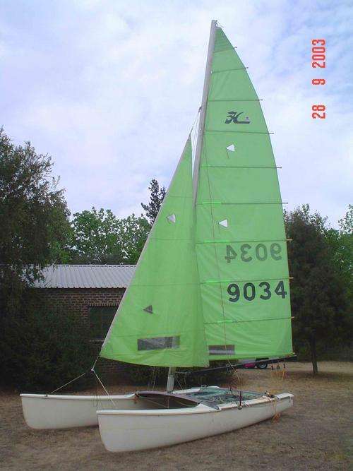 18 foot Hobie Catamaran - sail boat - trailer and dolly (Ready to sail)