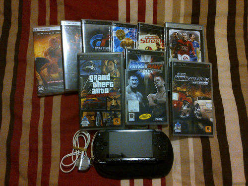 PSP 3004 For Sale, Prime condition, 6 Games and 2 DVDs