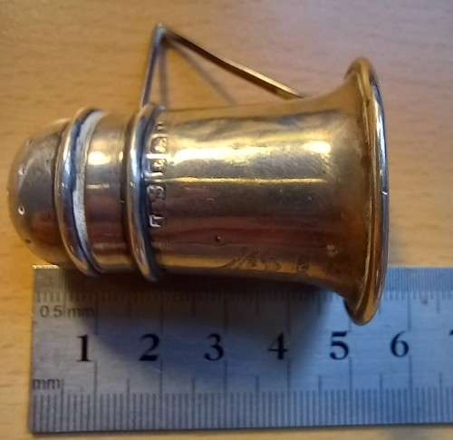 Pretty art deco 1935 small silver salt shaker by Levi & Salaman of Birmingham