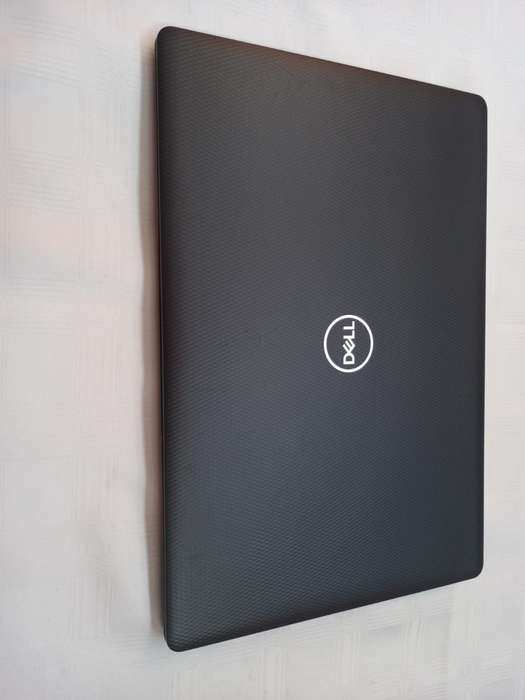 Dell Inspiron - i7 8th Gen - 16GB DDR4 - 256GB SSD M.2 + 1TB HDD - 15.6" FHD