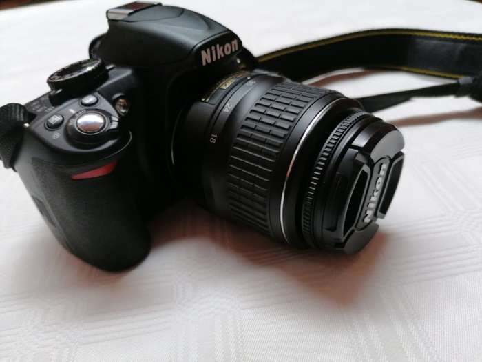 NIKON DSLR Camera D3100 + Lens & Extras