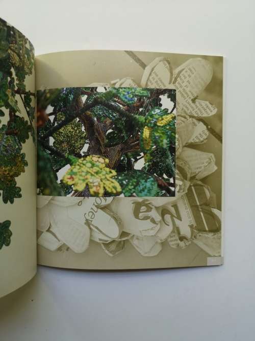 Liza Lou : Through the Kitchen Window