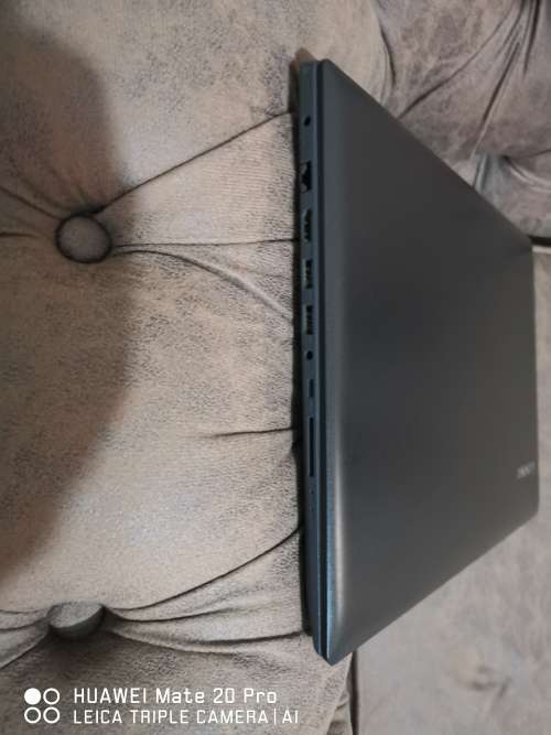 *** BOXED GAMING LATEST LENOVO i7 8th Gen QUAD-CORE// RADEON GFX// 15" FHD// 8 GB RAM// 1TB DRIVE
