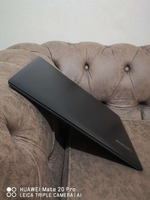 *** BOXED GAMING LATEST LENOVO i7 8th Gen QUAD-CORE// RADEON GFX// 15" FHD// 8 GB RAM// 1TB DRIVE