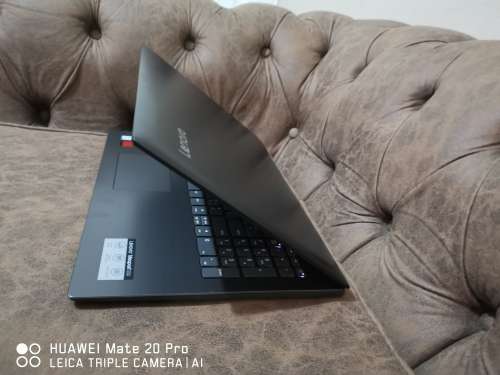 *** BOXED GAMING LATEST LENOVO i7 8th Gen QUAD-CORE// RADEON GFX// 15" FHD// 8 GB RAM// 1TB DRIVE