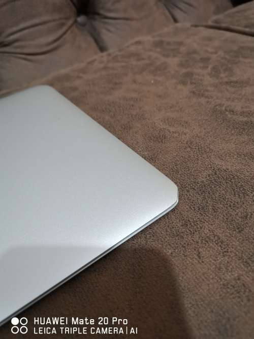 ***RARE LIMITED EDITION*** APPLE MACBOOK AIR Intel® Core i7** 512 GB SSD** 8 GB RAM** ULTRABOOK