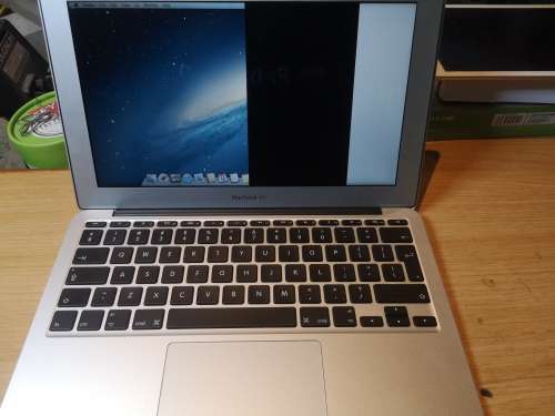 Macbook Air  !!! Super neat !!!! Please read !!!