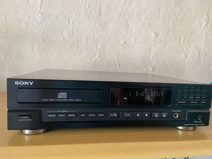 Sony cd player !!! Bargain !!!