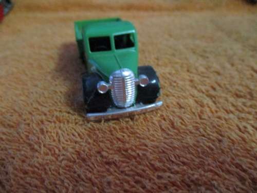 LLEDO GREEN TRUCK