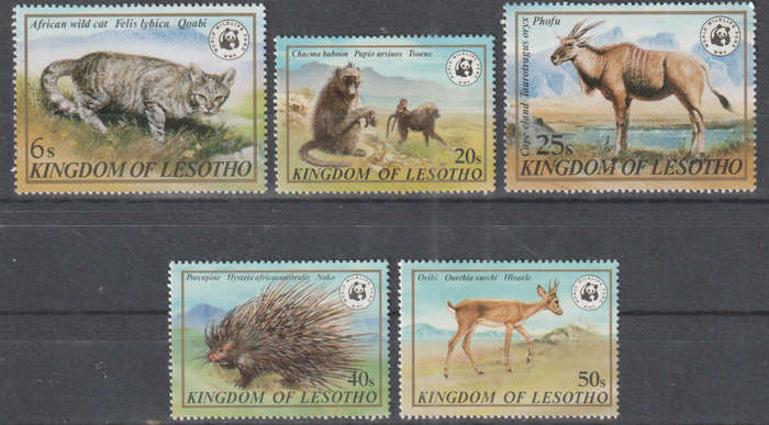 LESOTHO 1982 Worldwide Nature Protection - Endangered Animals UMM SG 468-72