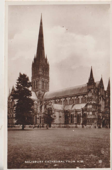 MINT POST CARD