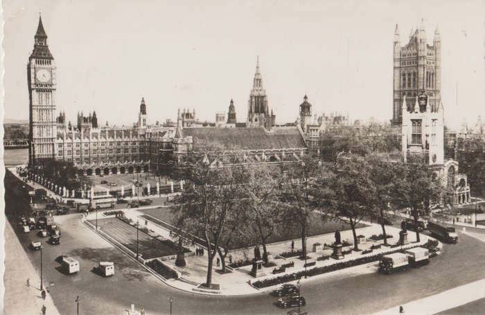 MINT POST CARD