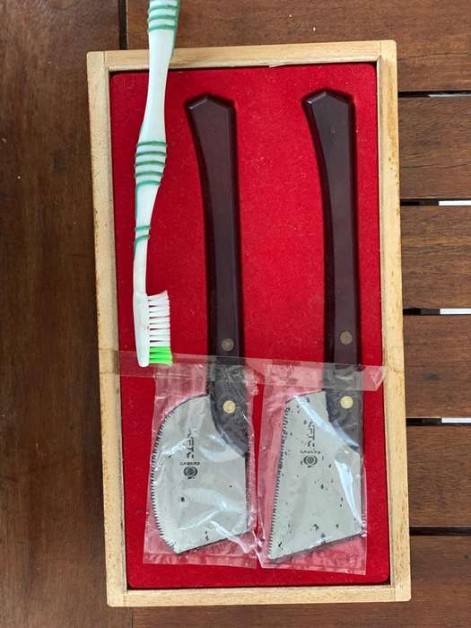 Small Japanese Veneer Saws. - Boxed.