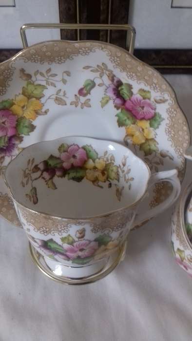 ROYAL ALBERT LOVELACE