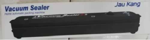 VACUUM FOOD SEALER