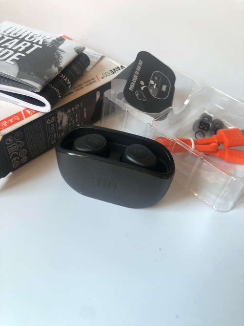 JBL WAVE 100 TRUE WIRELESS EARBUDS BLACK (OPEN BOX)