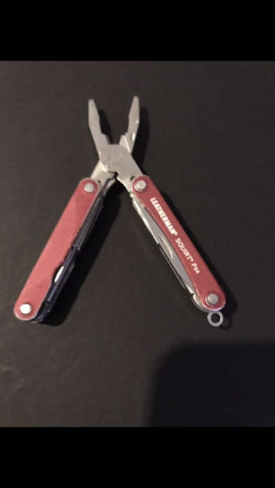 LEATHERMAN, Squirt PS4 Multitool!! RED