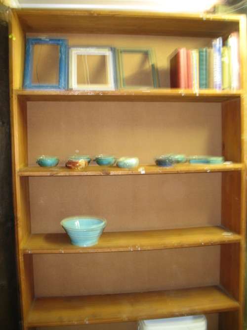 1 pine bookcase