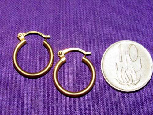9 Carat Gold 15mm Tube Hoop Earrings