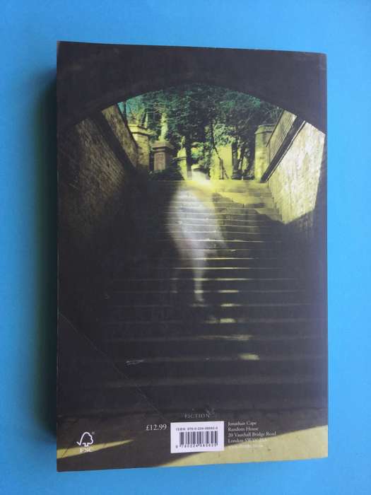 Her Fearful Symmetry by Audrey Niffenegger