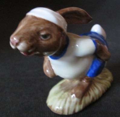 Royal Doulton Figurine 'Jogging Bunnykins'