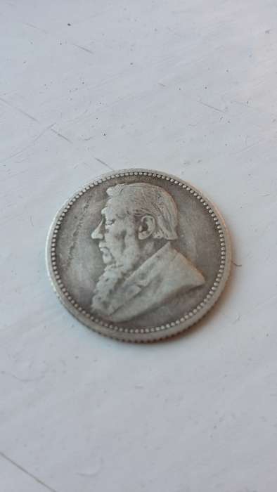 SCARCE!!! 1894 ZAR Sixpence coin