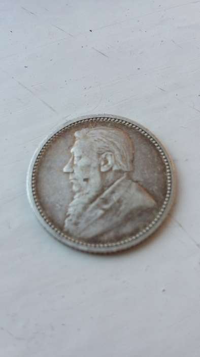 SCARCE!!! 1895 ZAR Sixpence coin