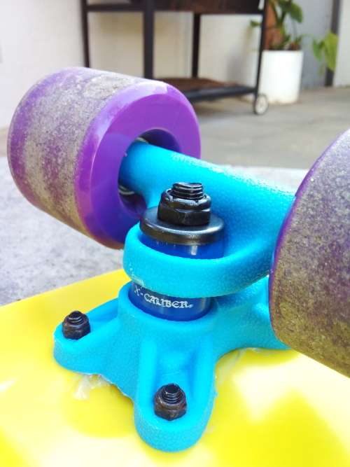 RETRO LOOKING - X-CALIBER SINCE 1976 60MM 83A SKATEBOARD - LONGBOARD