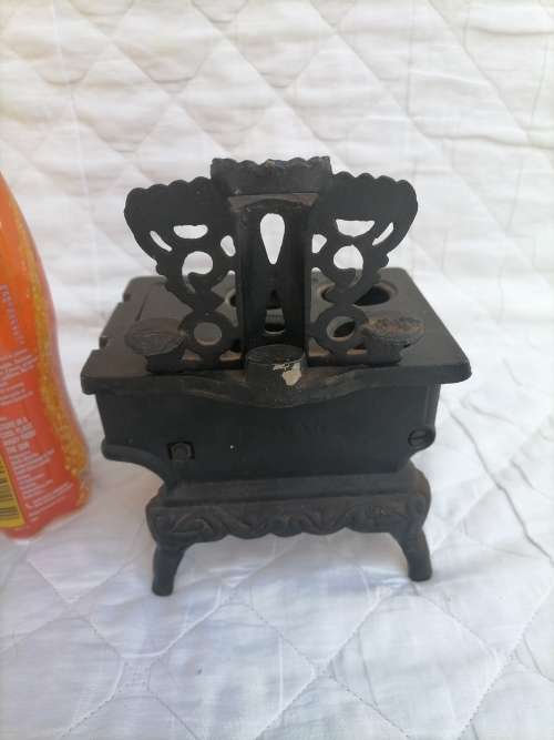 1950s- Antique Crescent Cast Iron Wood Cook Stove Salesman Sample