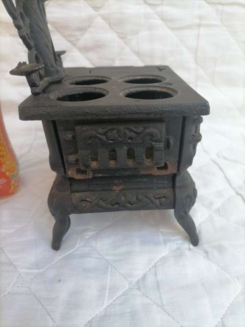 1950s- Antique Crescent Cast Iron Wood Cook Stove Salesman Sample