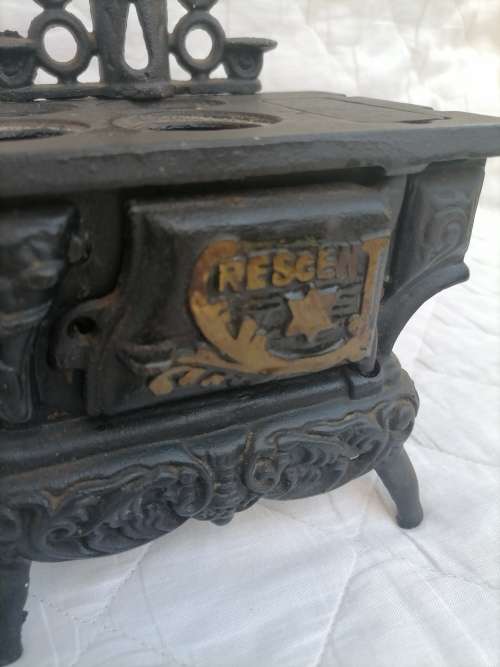 1950s- Antique Crescent Cast Iron Wood Cook Stove Salesman Sample