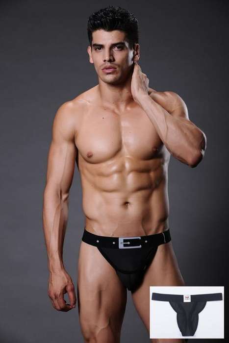 BLACK THONG WITH BUCKLE DETAIL