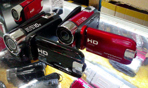 Superb Quality Video DV Camera In Black!!!