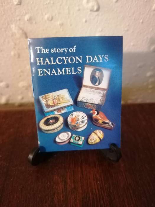 Beautiful Halcyon Days pill/trinket boxes